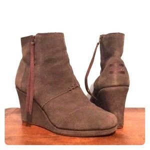 Grey Toms Wedges